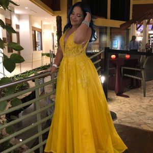 Meet your Posher, Linoshka